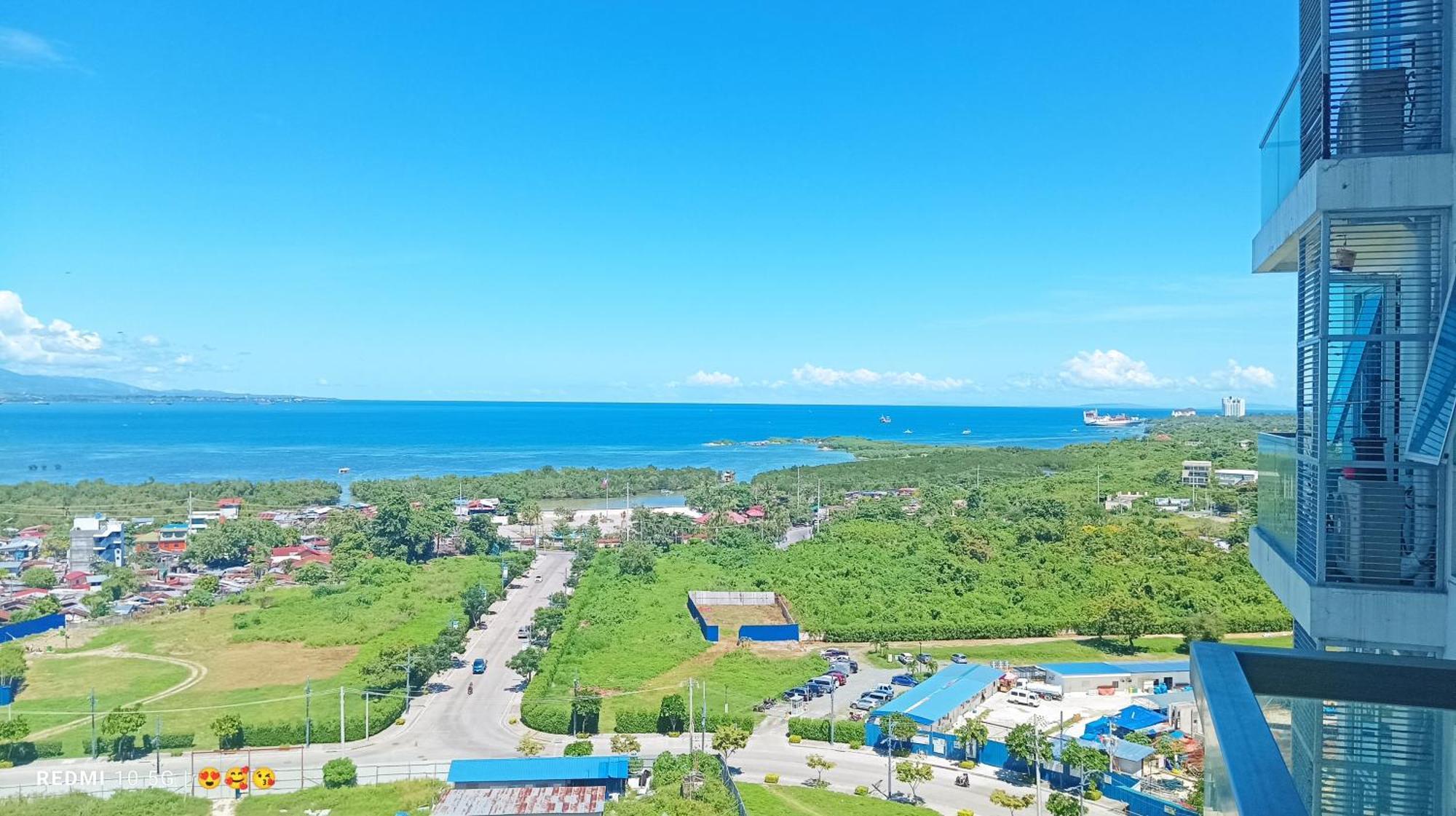 Mactan Newtown Beach Condo Lapu-Lapu City Exterior foto